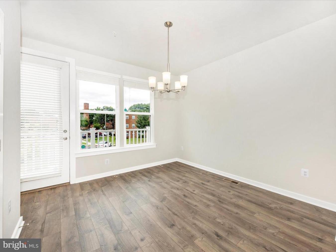 HYATTSVILLE, PRINCE GEORGES, 20782, United States, 2 Bedrooms Bedrooms, ,2 BathroomsBathrooms,Residential,For Sale,1945380