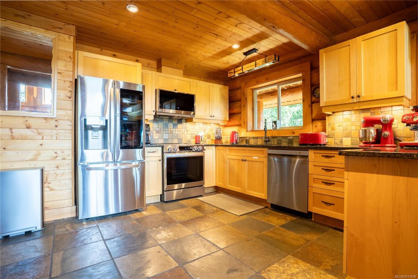 Lake Cowichan, Cowichan Valley Regional District, V0R 2G1, Canada, 3 Bedrooms Bedrooms, ,4 BathroomsBathrooms,Residential,For Sale,1945692