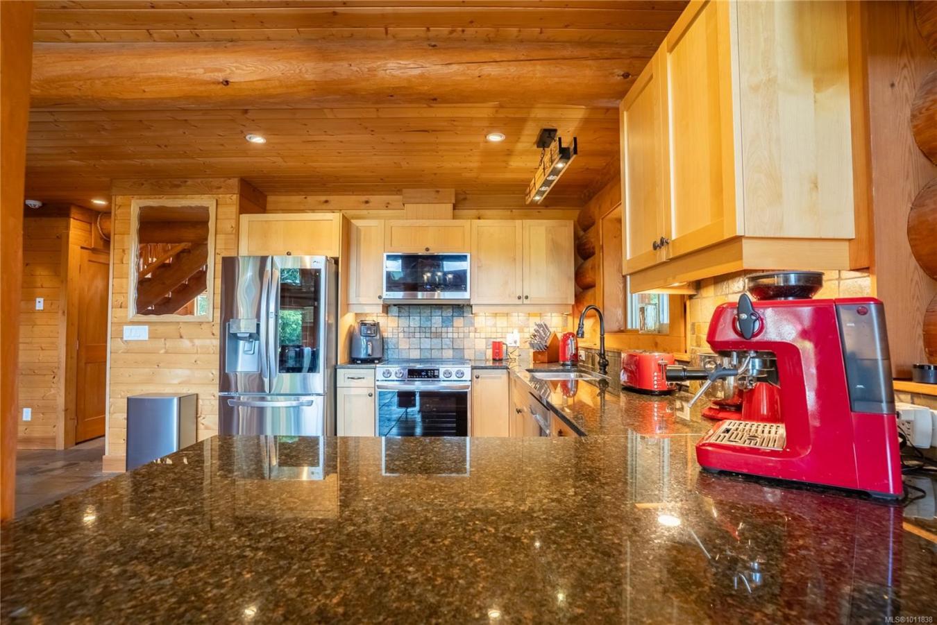 Lake Cowichan, Cowichan Valley Regional District, V0R 2G1, Canada, 3 Bedrooms Bedrooms, ,4 BathroomsBathrooms,Residential,For Sale,1945692