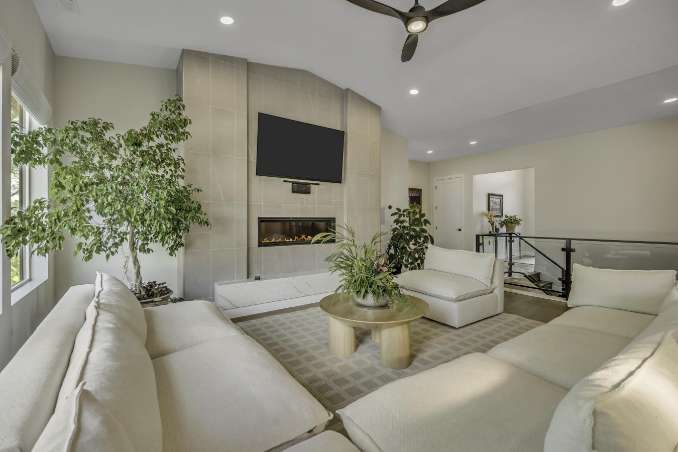 Orem, Utah, 84097, United States, 4 Bedrooms Bedrooms, ,4 BathroomsBathrooms,Residential,For Sale,1952392