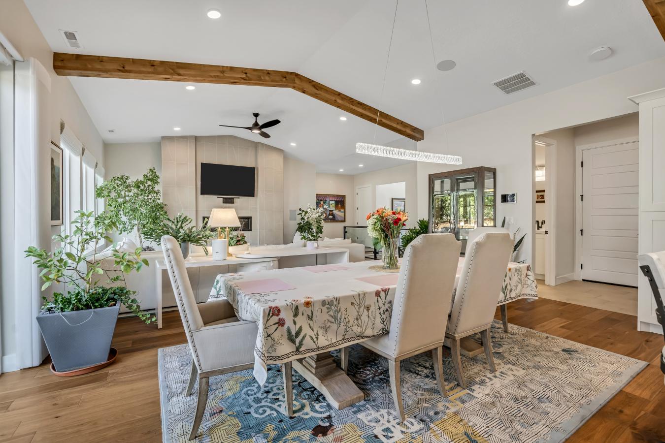 Orem, Utah, 84097, United States, 4 Bedrooms Bedrooms, ,4 BathroomsBathrooms,Residential,For Sale,1952392