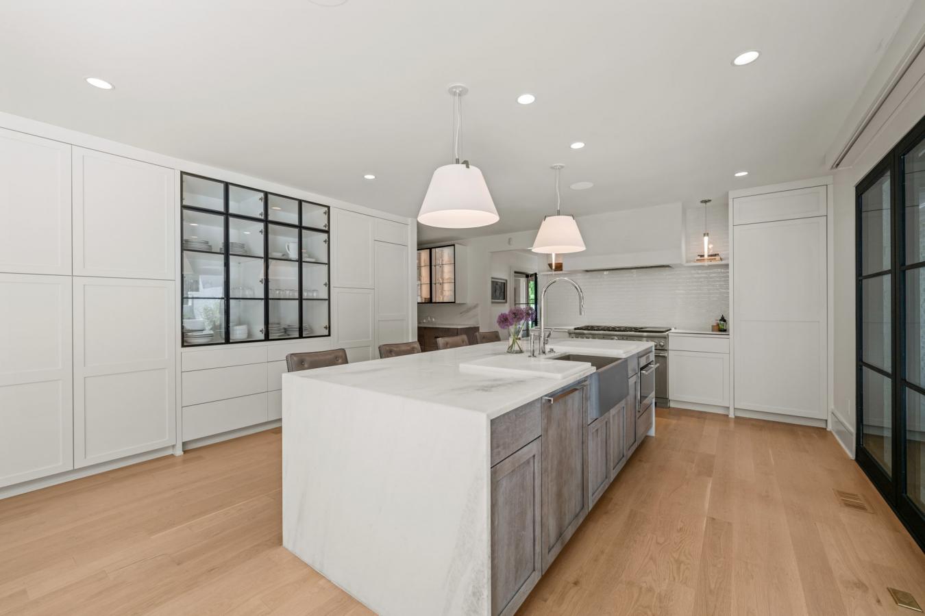 Durham, Durham, 27707, United States, 4 Bedrooms Bedrooms, ,4 BathroomsBathrooms,Residential,For Sale,1945689