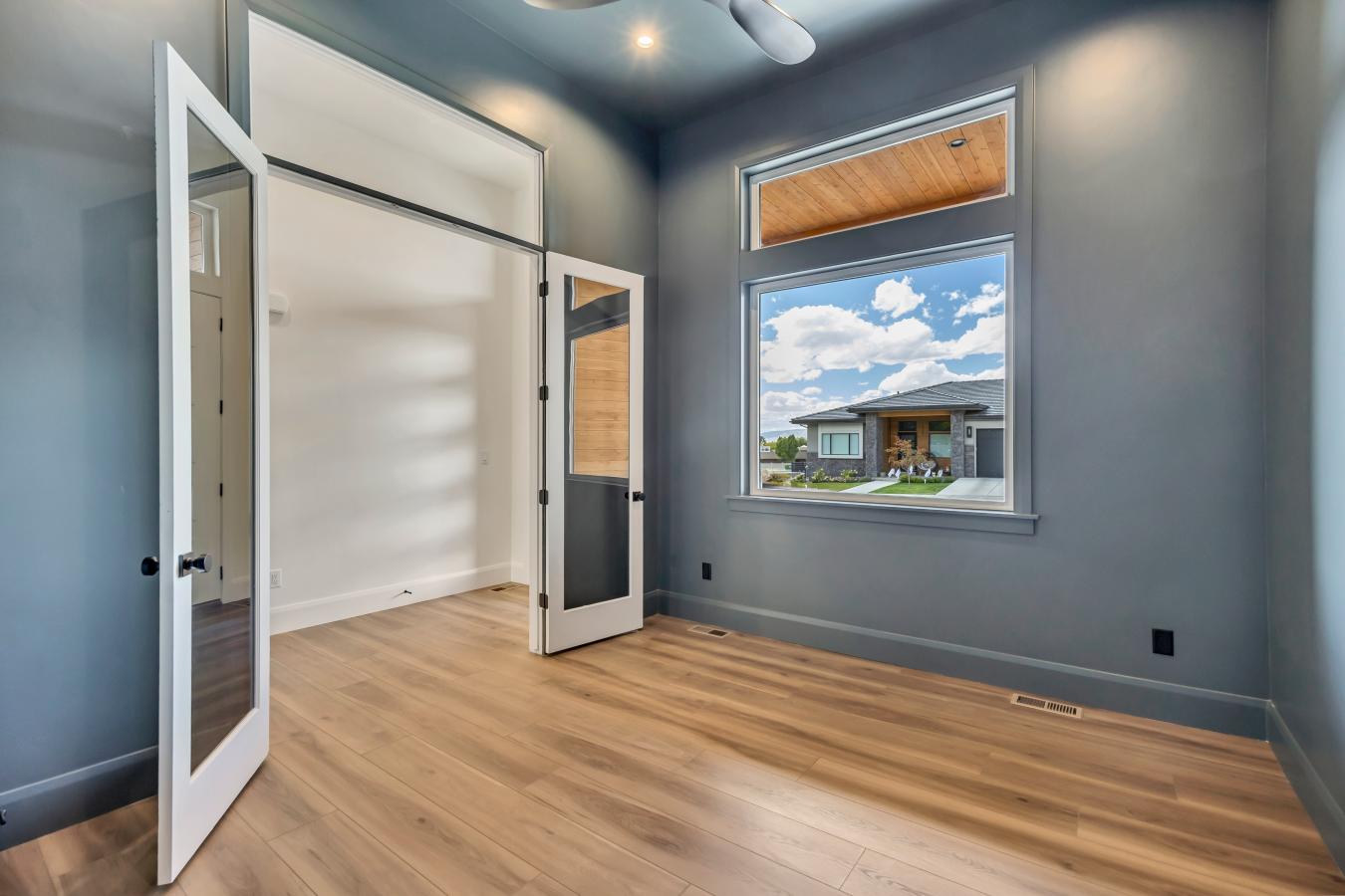 Orem, Utah, 84097, United States, 3 Bedrooms Bedrooms, ,3 BathroomsBathrooms,Residential,For Sale,1959884