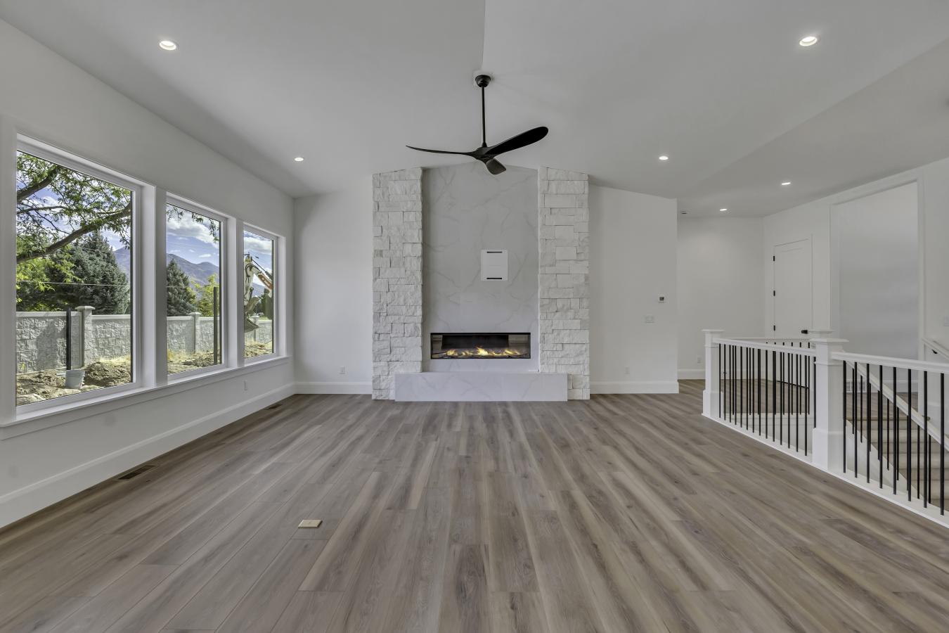 Orem, Utah, 84097, United States, 3 Bedrooms Bedrooms, ,3 BathroomsBathrooms,Residential,For Sale,1959884