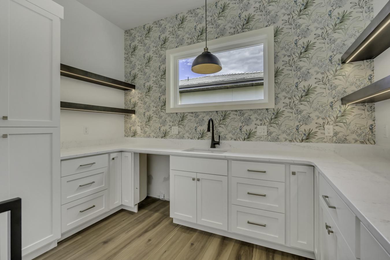 Orem, Utah, 84097, United States, 3 Bedrooms Bedrooms, ,3 BathroomsBathrooms,Residential,For Sale,1959884