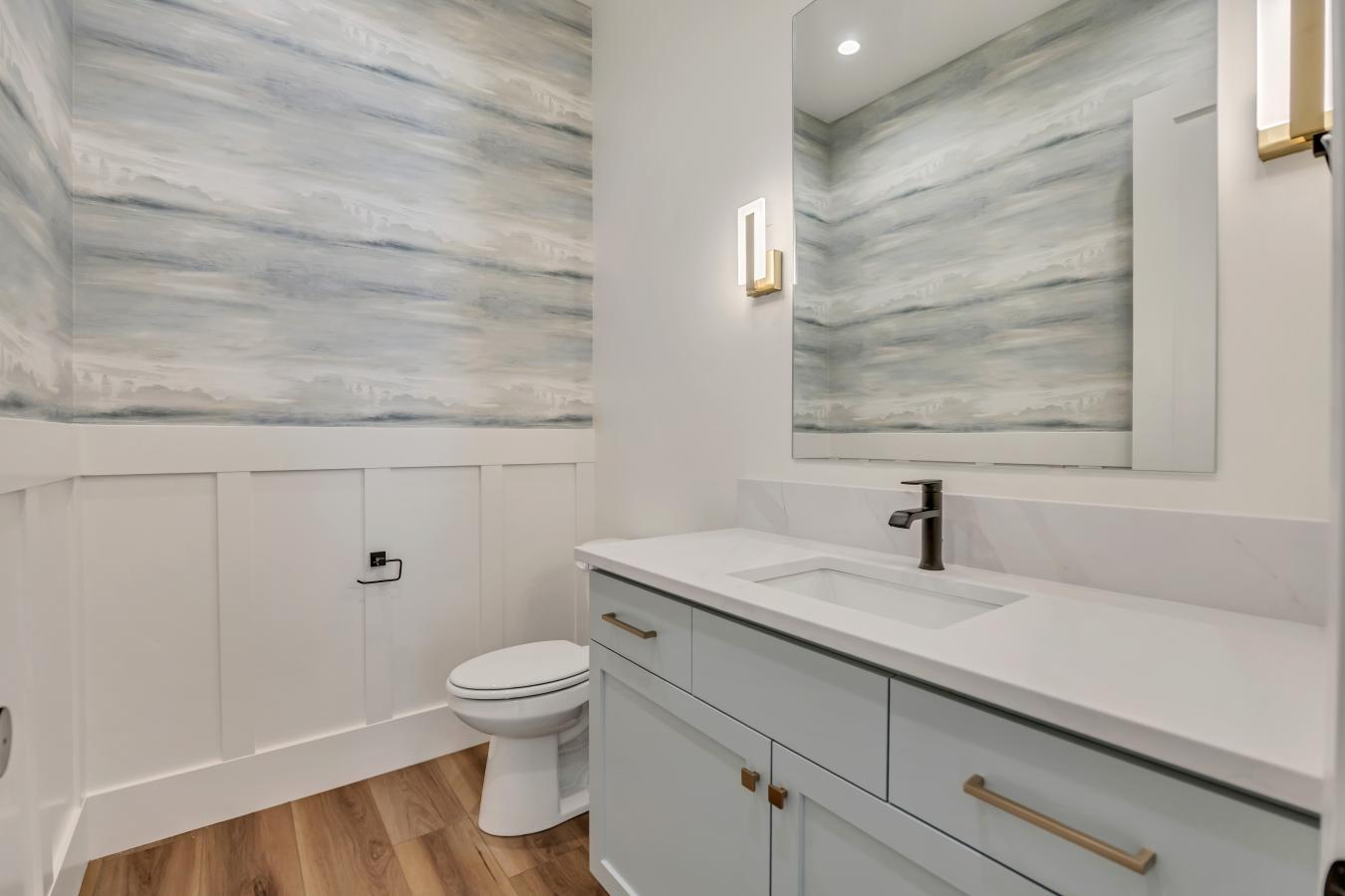 Orem, Utah, 84097, United States, 3 Bedrooms Bedrooms, ,3 BathroomsBathrooms,Residential,For Sale,1959884