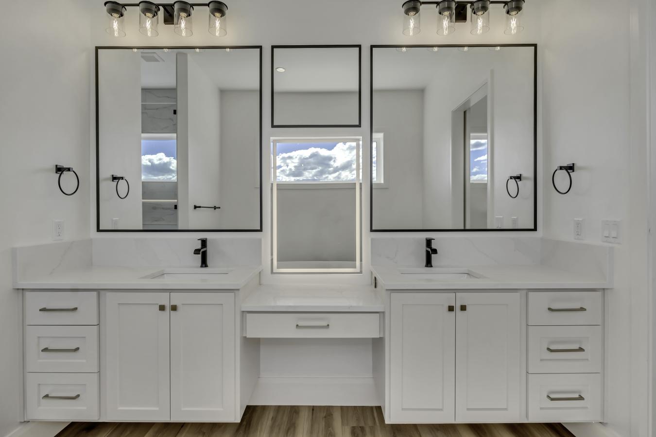 Orem, Utah, 84097, United States, 3 Bedrooms Bedrooms, ,3 BathroomsBathrooms,Residential,For Sale,1959884