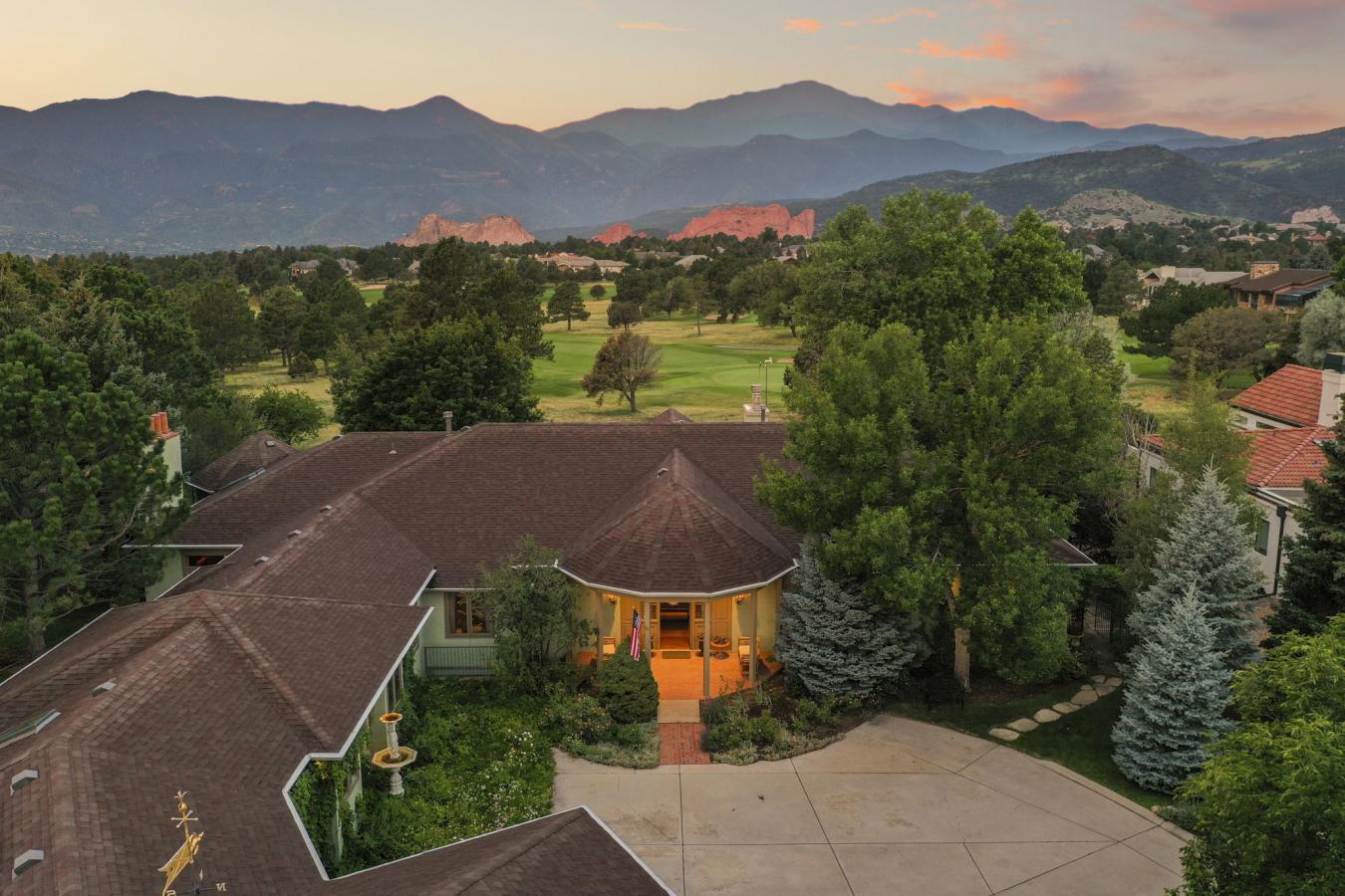 Colorado Springs, Colorado, 80904, United States, 7 Bedrooms Bedrooms, ,6 BathroomsBathrooms,Residential,For Sale,1945375