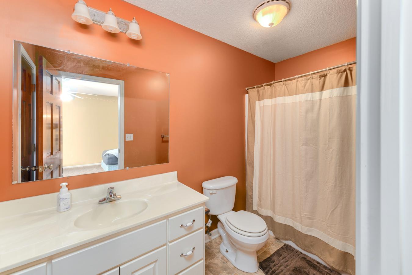 Leavenworth, Kansas, 66048, United States, 4 Bedrooms Bedrooms, ,4 BathroomsBathrooms,Residential,For Sale,1945685