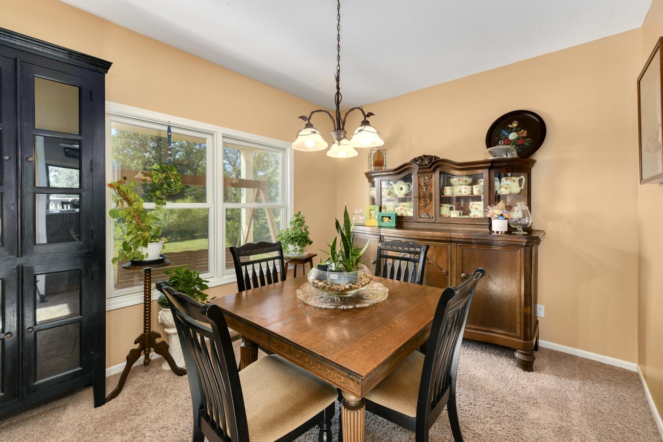 Leavenworth, Kansas, 66048, United States, 4 Bedrooms Bedrooms, ,4 BathroomsBathrooms,Residential,For Sale,1945685