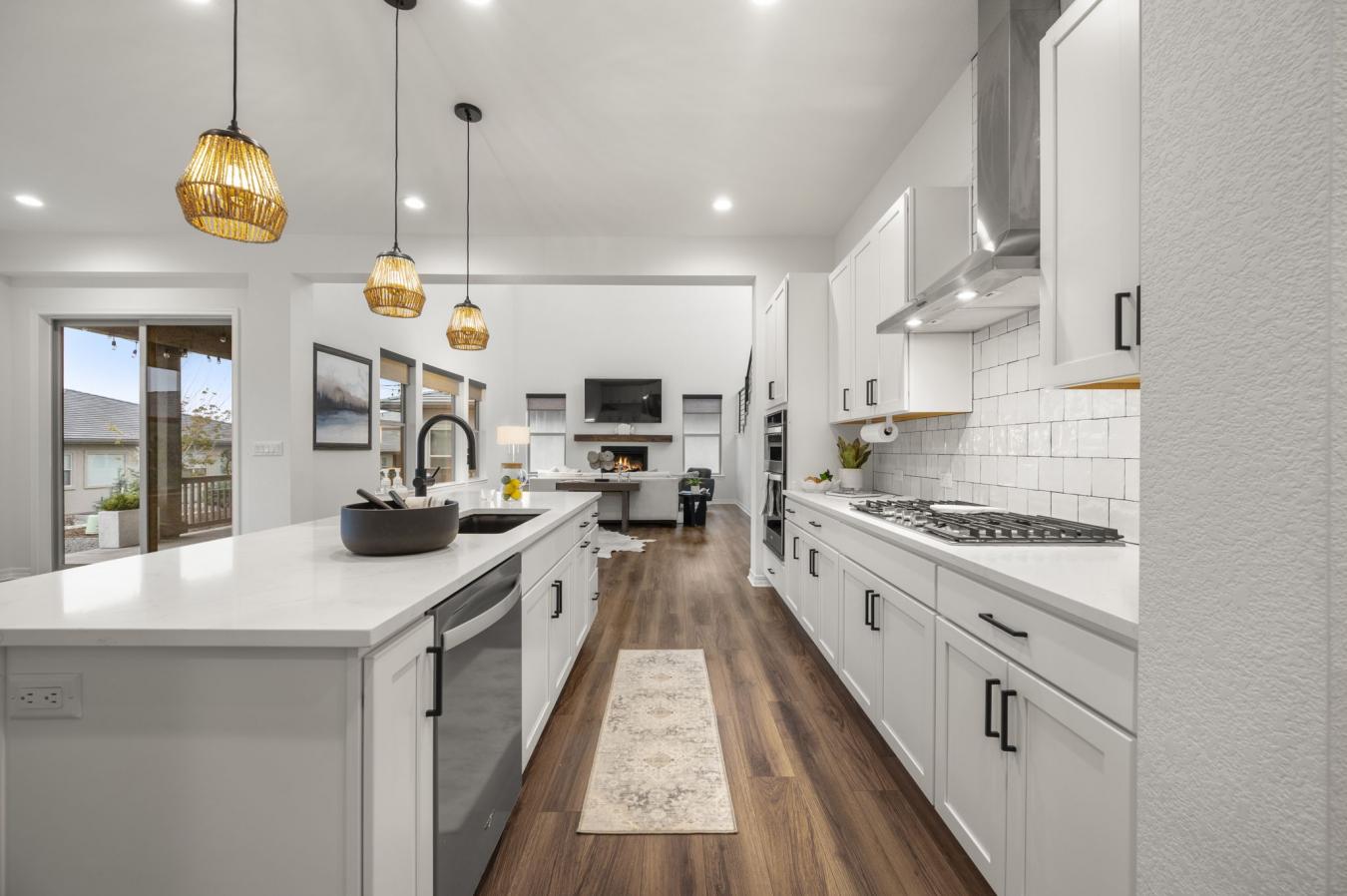 Colorado Springs, Colorado, 80904, United States, 4 Bedrooms Bedrooms, ,3 BathroomsBathrooms,Residential,For Sale,1945376