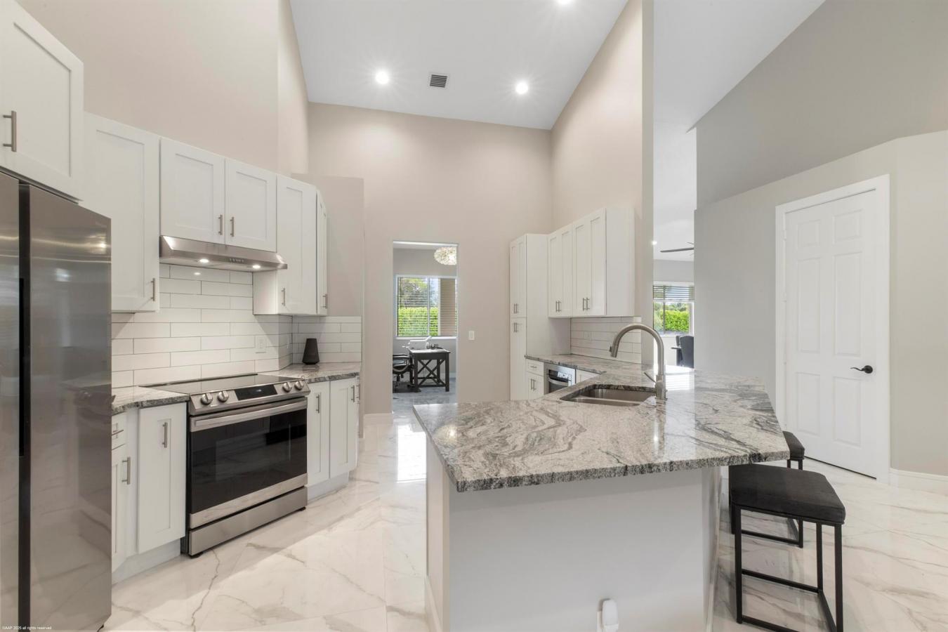 Wellington, Palm Beach, 33449, United States, ,Residential,For Sale,1945683