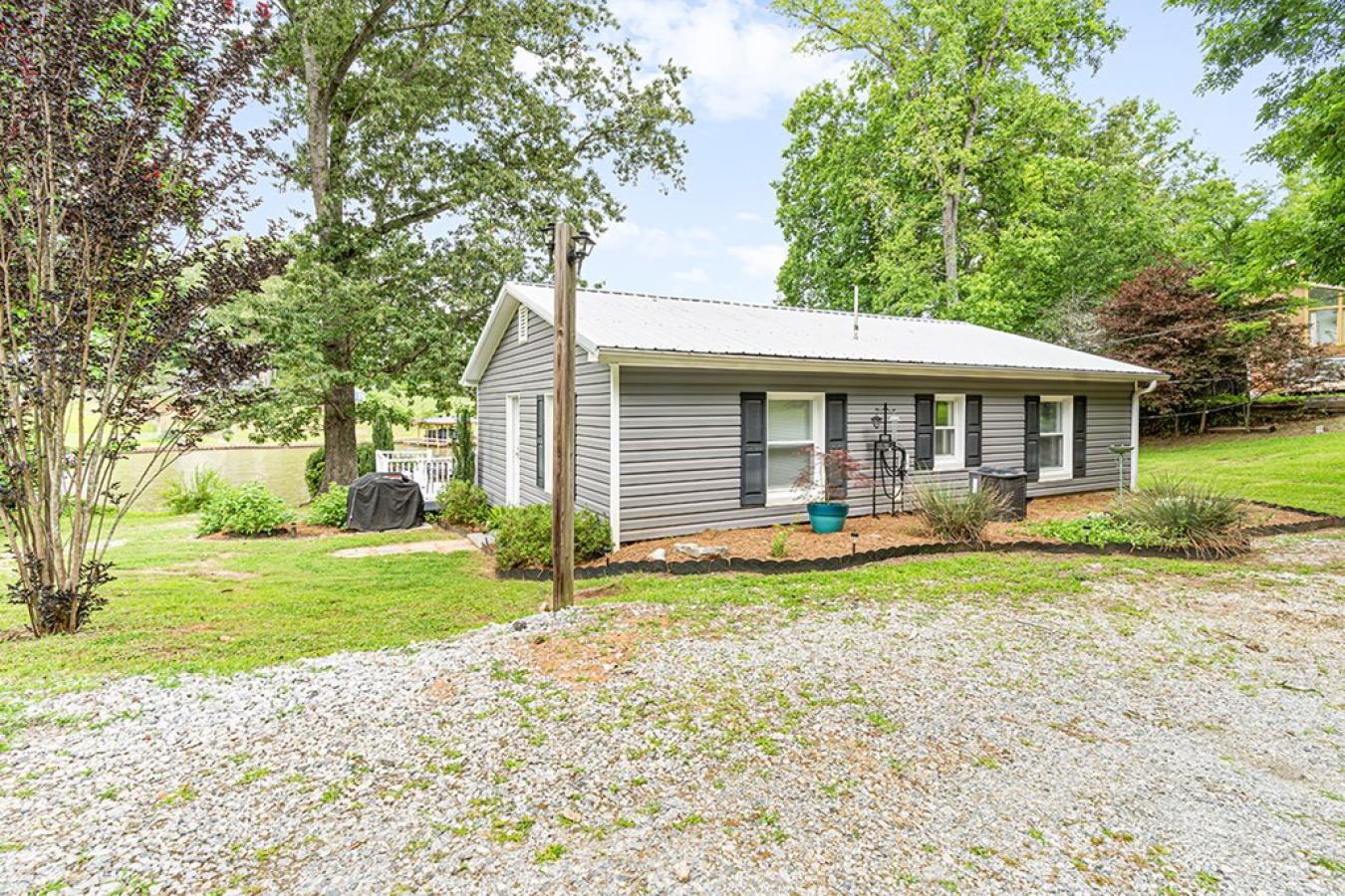 119 Masters Drive, Greenwood, Greenwood, 29649, United States, 2 Bedrooms Bedrooms, ,1 BathroomBathrooms,Residential,For Sale,119 Masters Drive,218966
