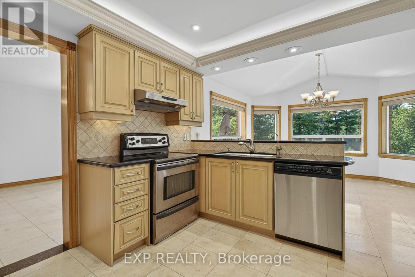 Vaughan (Kleinburg), ON, L4L1A6, Canada, 4 Bedrooms Bedrooms, ,1 BathroomBathrooms,Residential,For Sale,1945679