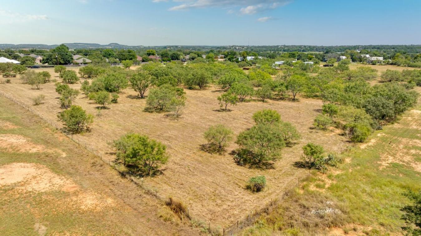 Fredericksburg, Gillespie, 78624, United States, ,Residential,For Sale,1945677