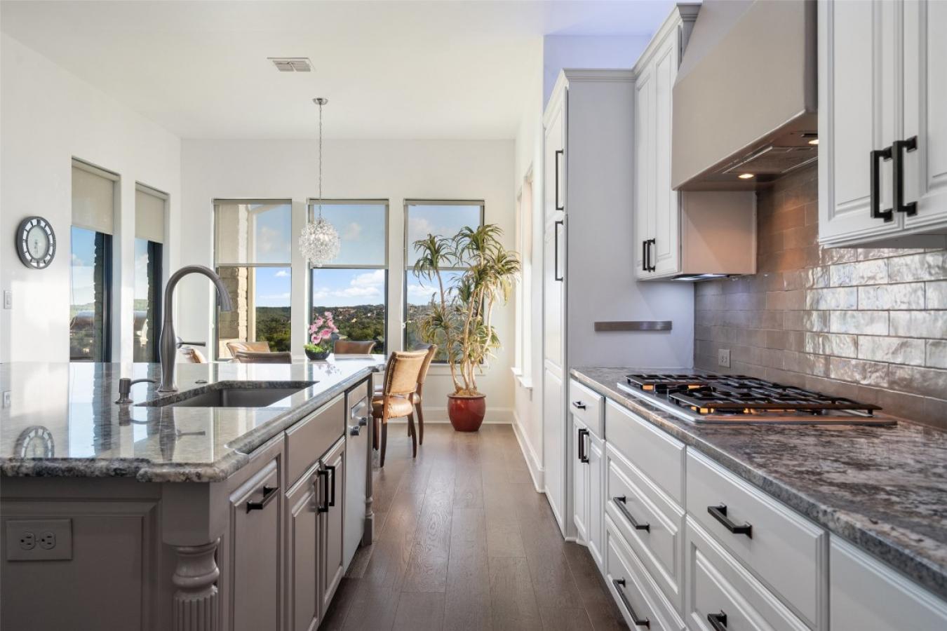 Austin, Travis, 78734, United States, 5 Bedrooms Bedrooms, ,5 BathroomsBathrooms,Residential,For Sale,1945674