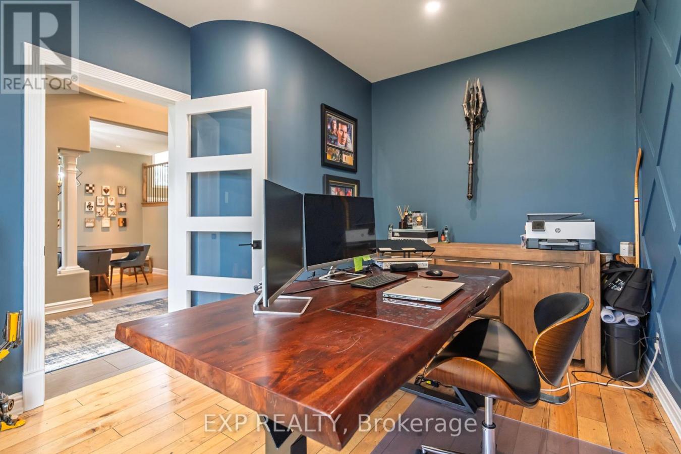 Ottawa, ON, K1V1H1, Canada, 3 Bedrooms Bedrooms, ,3 BathroomsBathrooms,Residential,For Sale,1946296