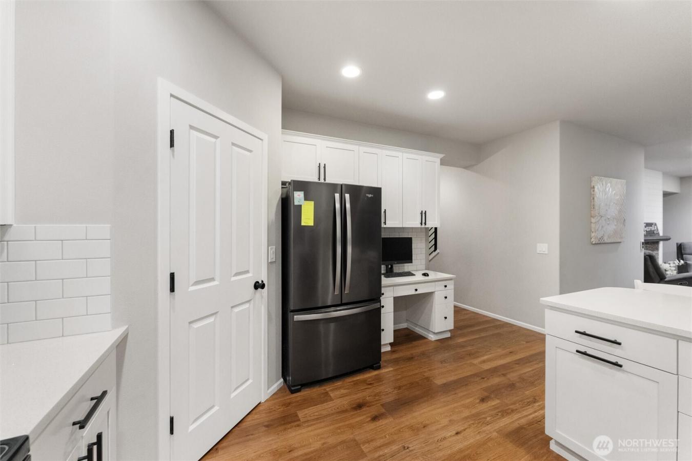 Renton, King, 98059, United States, 4 Bedrooms Bedrooms, ,2 BathroomsBathrooms,Residential,For Sale,1946295