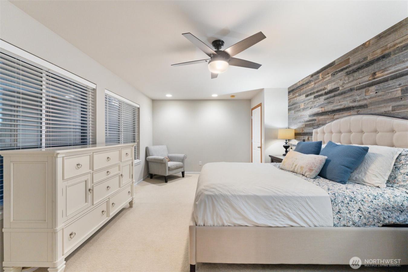 Renton, King, 98059, United States, 4 Bedrooms Bedrooms, ,2 BathroomsBathrooms,Residential,For Sale,1946295