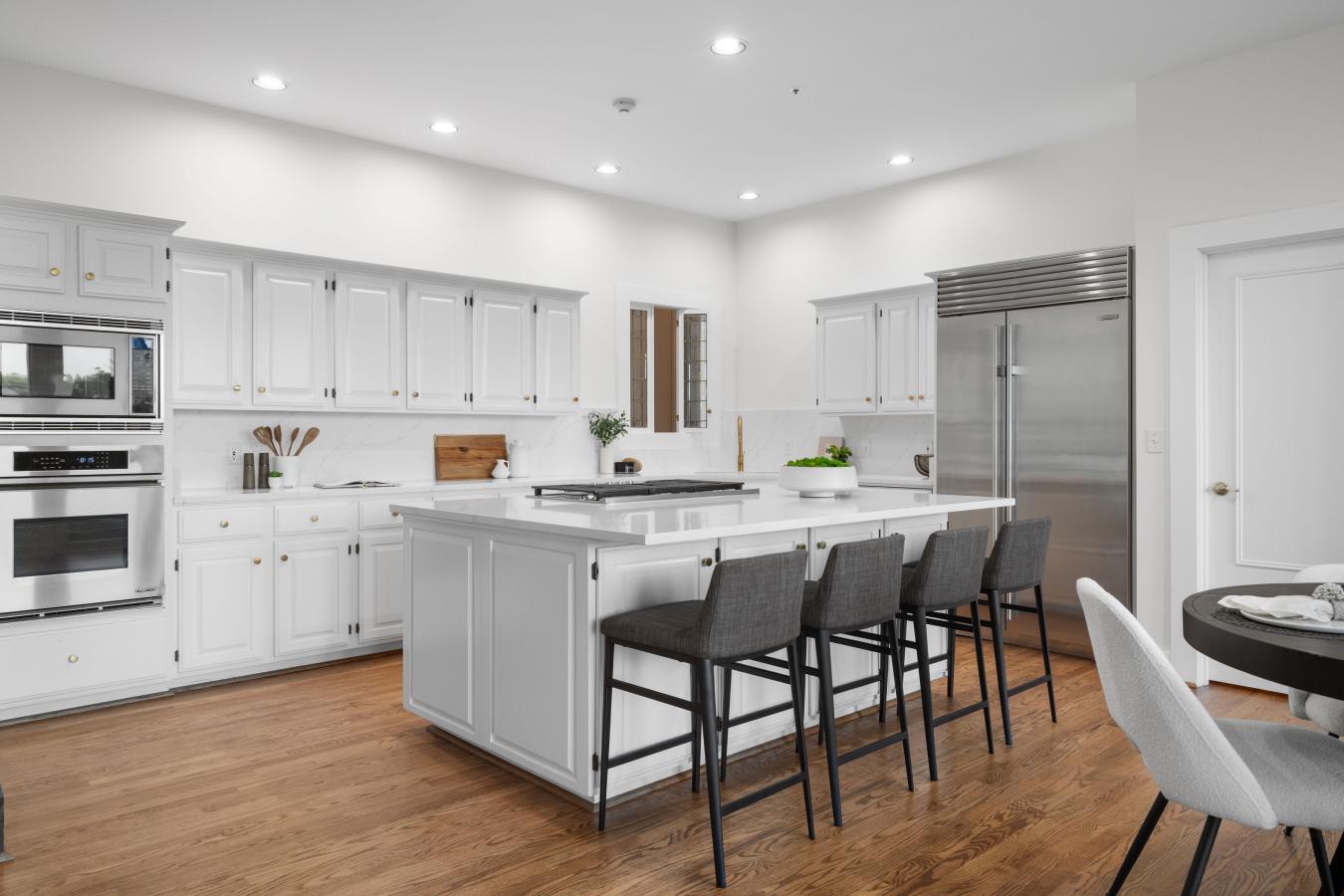 Kirkland, King, 98034, United States, 4 Bedrooms Bedrooms, ,2 BathroomsBathrooms,Residential,For Sale,1946294