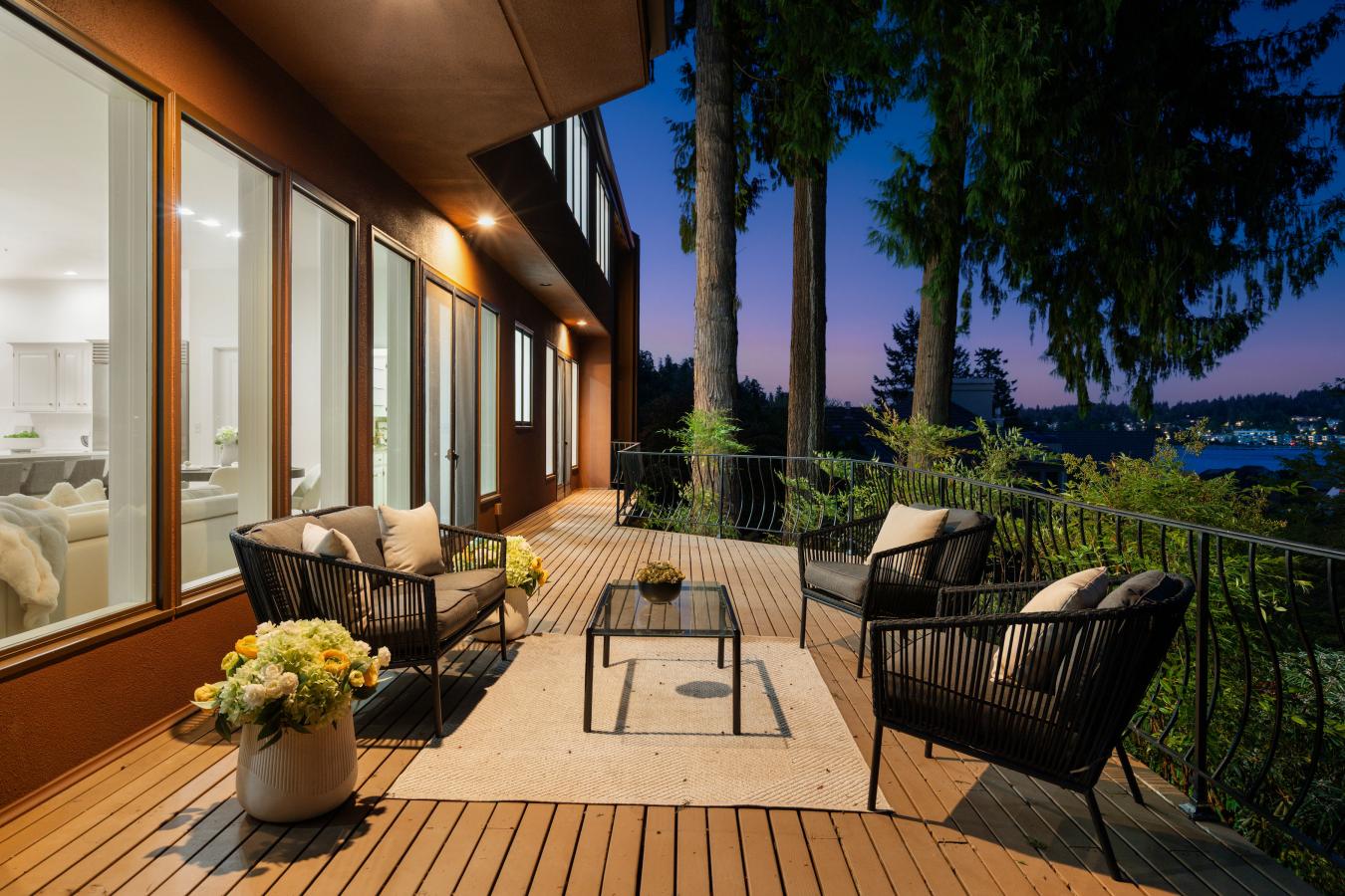 Kirkland, King, 98034, United States, 4 Bedrooms Bedrooms, ,2 BathroomsBathrooms,Residential,For Sale,1946294