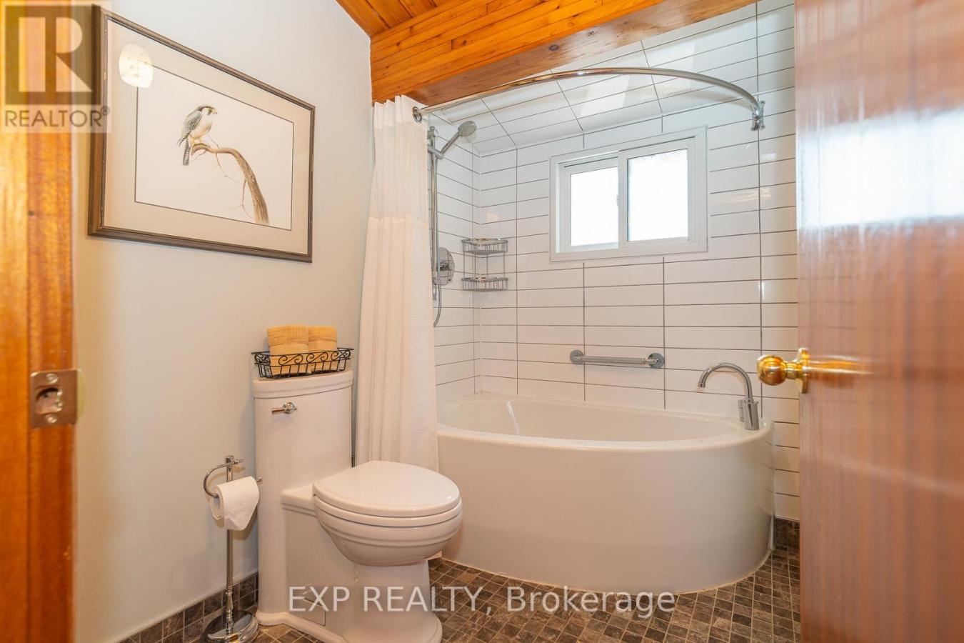 Ottawa, ON, K0A2E0, Canada, 3 Bedrooms Bedrooms, ,-1 BathroomBathrooms,Residential,For Sale,1946293