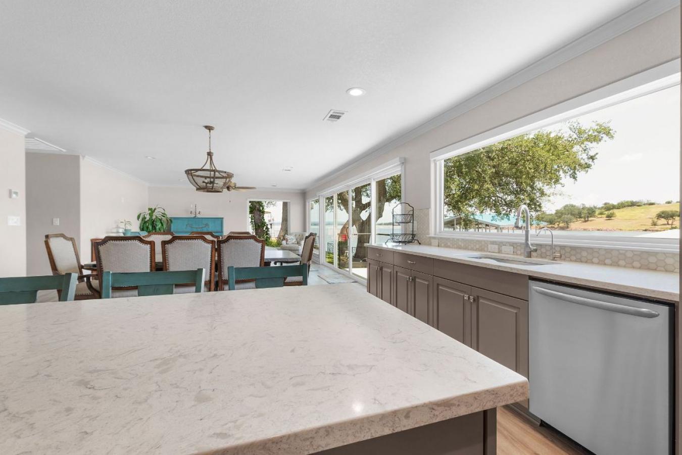 Buchanan Dam, Llano, 78609, United States, 2 Bedrooms Bedrooms, ,2 BathroomsBathrooms,Residential,For Sale,1946292