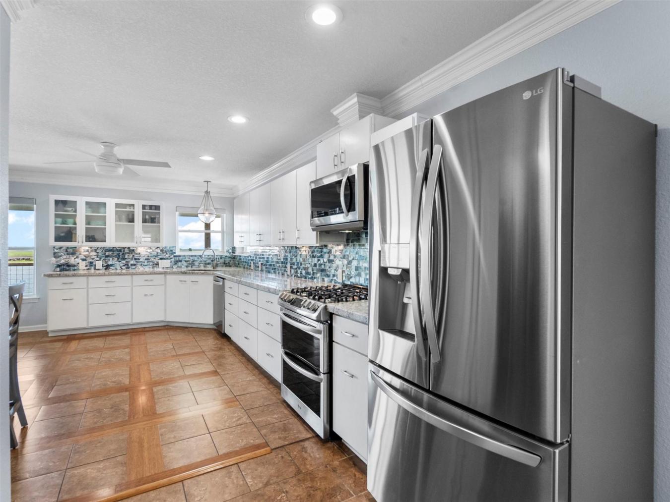 Bayou Vista, Galveston, 77563, United States, 3 Bedrooms Bedrooms, ,3 BathroomsBathrooms,Residential,For Sale,1952560