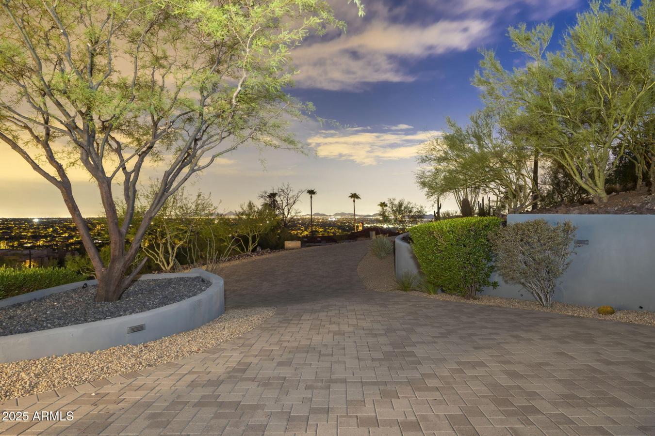 Carefree, Maricopa, 85377, United States, 4 Bedrooms Bedrooms, ,5 BathroomsBathrooms,Residential,For Sale,1946290