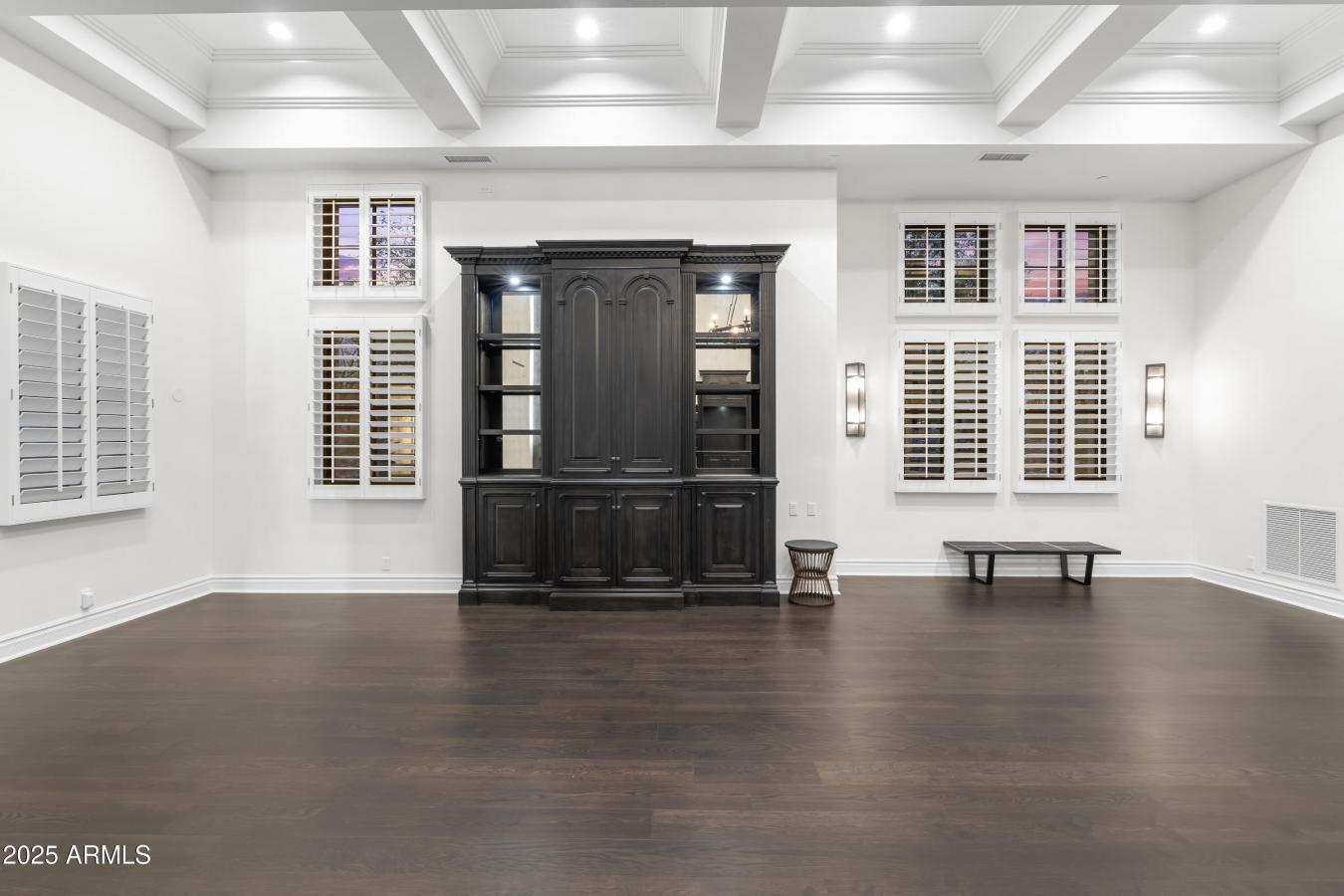 Scottsdale, Maricopa, 85255, United States, 4 Bedrooms Bedrooms, ,5 BathroomsBathrooms,Residential,For Sale,1946289