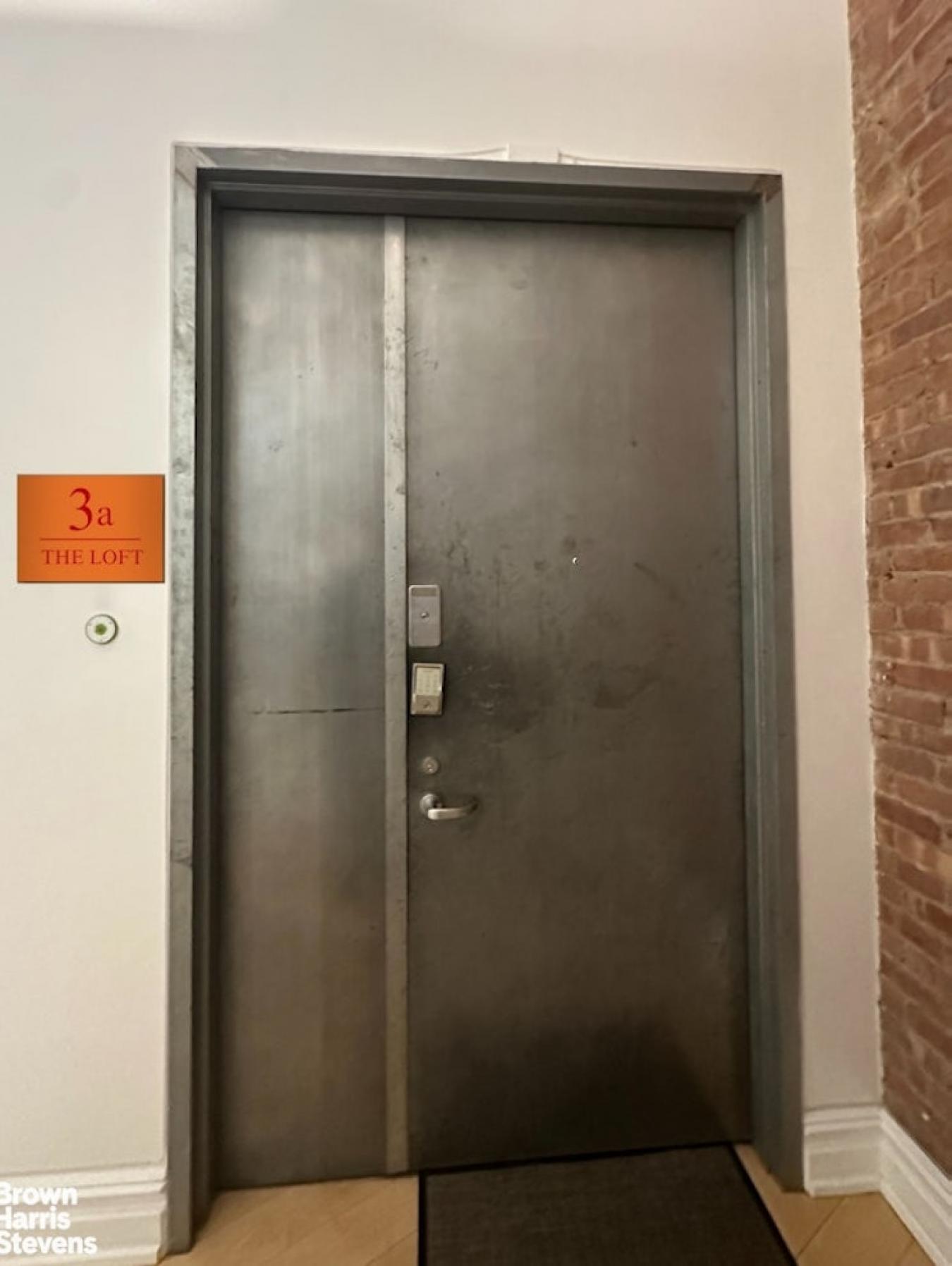 Soho, New York, 10012, United States, 2 Bedrooms Bedrooms, ,2 BathroomsBathrooms,Residential,For Sale,1946287