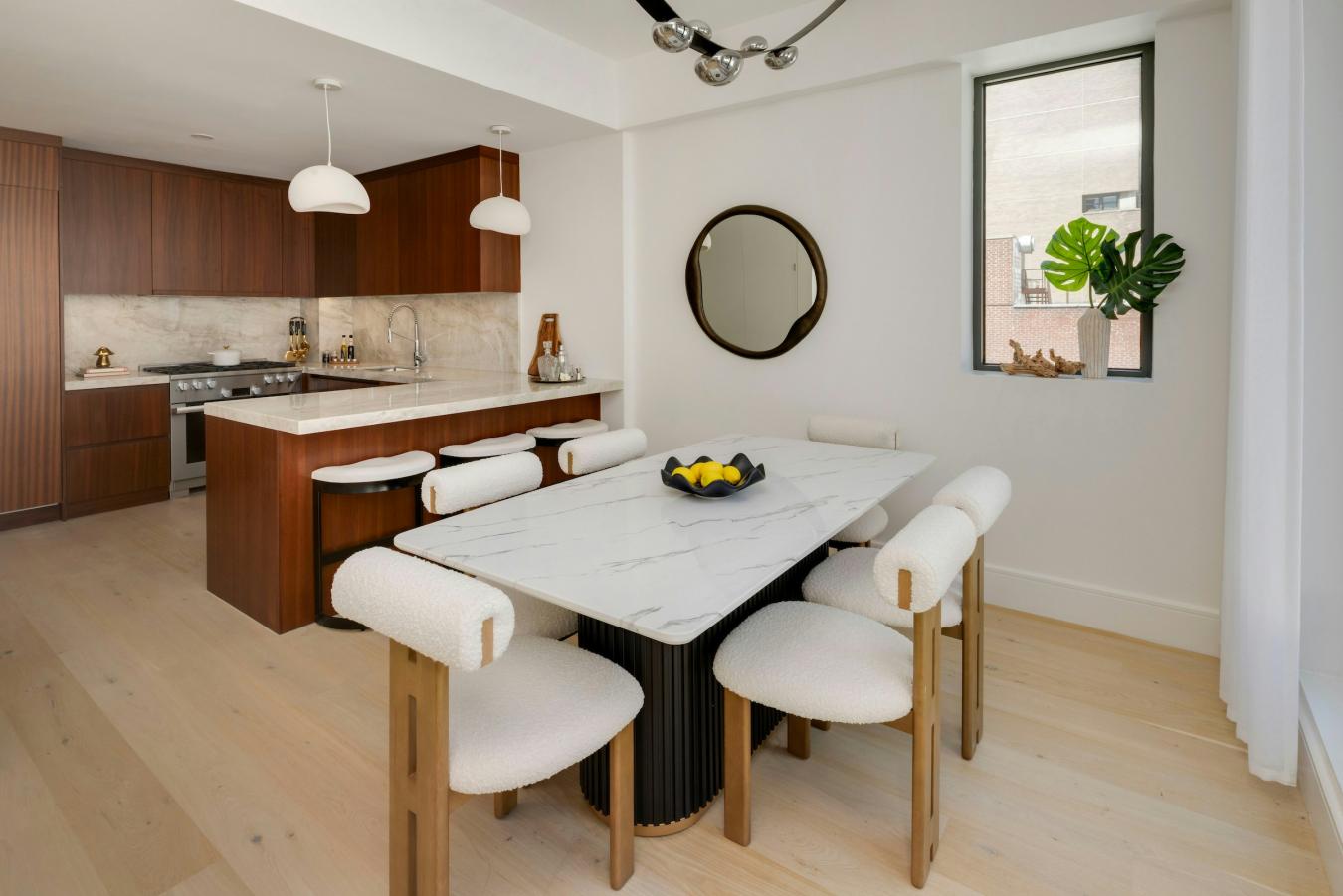 New York, New York, 10022, United States, 4 Bedrooms Bedrooms, ,3 BathroomsBathrooms,Residential,For Sale,1953218