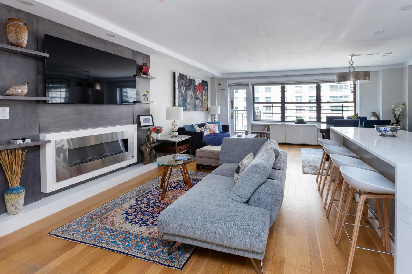 New York, New York, 10023, United States, 2 Bedrooms Bedrooms, ,2 BathroomsBathrooms,Residential,For Sale,1946277