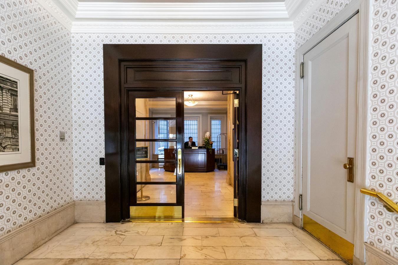 New York, New York, 10024, United States, 2 Bedrooms Bedrooms, ,2 BathroomsBathrooms,Residential,For Sale,1946274