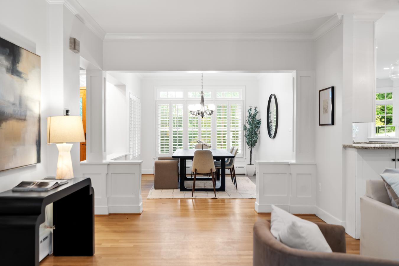 Arlington, Arlington, 22207, United States, 6 Bedrooms Bedrooms, ,3 BathroomsBathrooms,Residential,For Sale,1946492