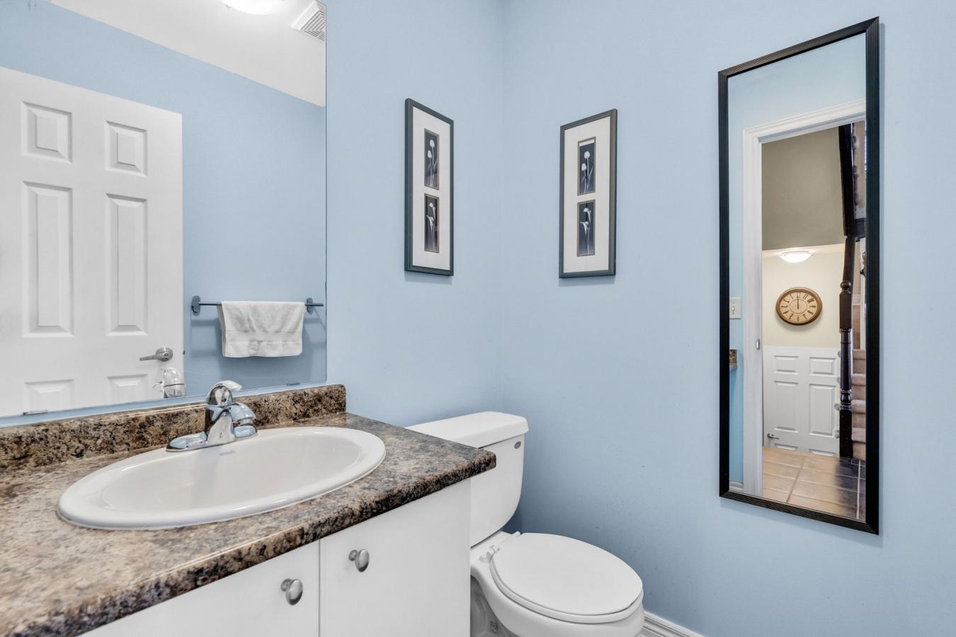 Markham, ON, L6B0N2, Canada, 3 Bedrooms Bedrooms, ,4 BathroomsBathrooms,Residential,For Sale,1946488