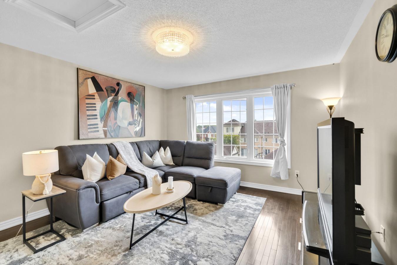 Markham, ON, L6B0N2, Canada, 3 Bedrooms Bedrooms, ,4 BathroomsBathrooms,Residential,For Sale,1946488