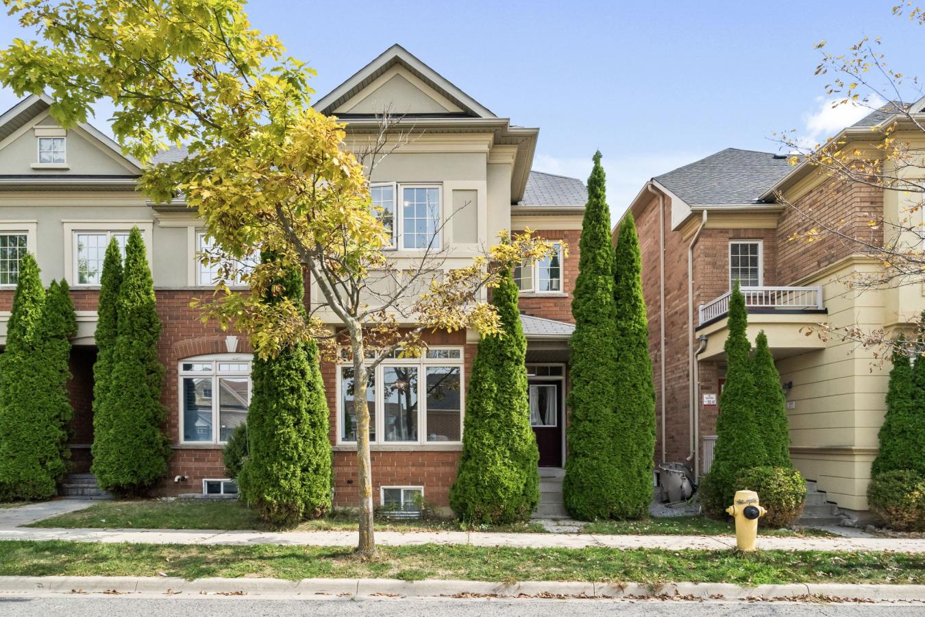 Markham, ON, L6B0N2, Canada, 3 Bedrooms Bedrooms, ,4 BathroomsBathrooms,Residential,For Sale,1946488