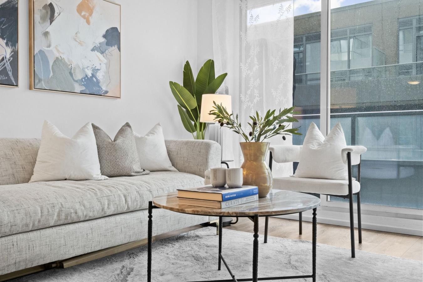 Toronto, ON, M2J0E3, Canada, 2 Bedrooms Bedrooms, ,2 BathroomsBathrooms,Residential,For Sale,1946487