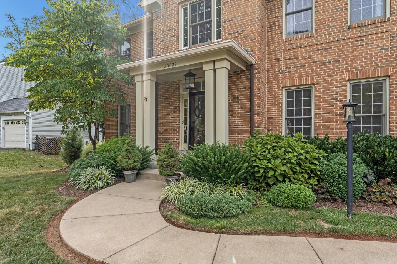 Potomac Lakes, Loudoun, 20165, United States, 4 Bedrooms Bedrooms, ,2 BathroomsBathrooms,Residential,For Sale,1946479