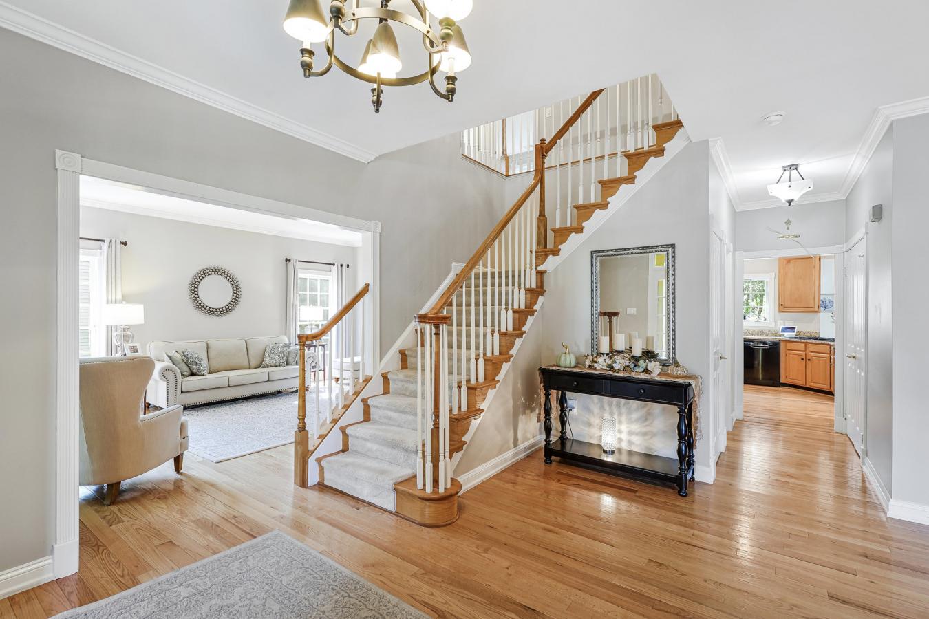 Potomac Lakes, Loudoun, 20165, United States, 4 Bedrooms Bedrooms, ,2 BathroomsBathrooms,Residential,For Sale,1946479