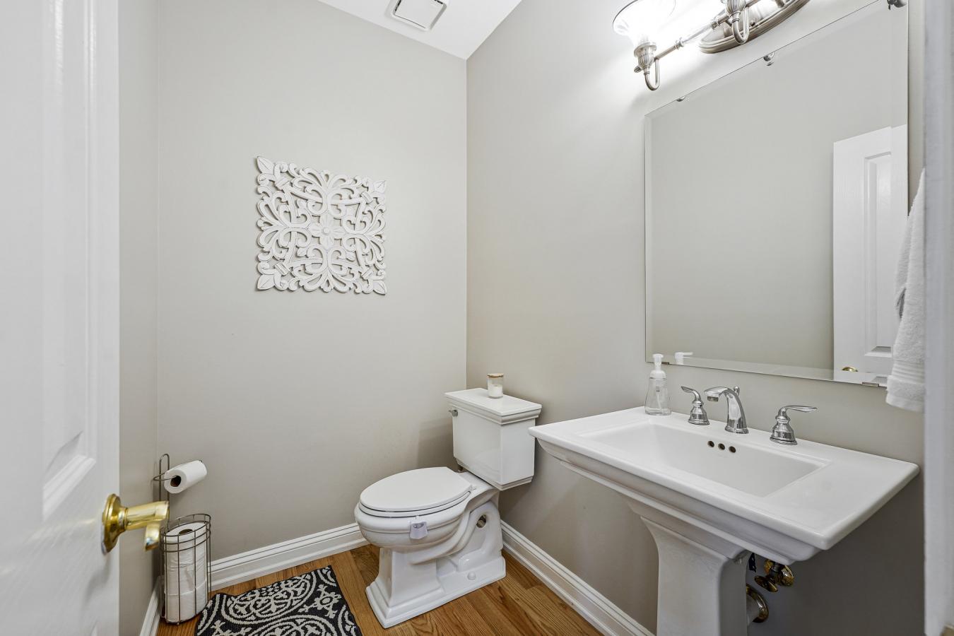 Potomac Lakes, Loudoun, 20165, United States, 4 Bedrooms Bedrooms, ,2 BathroomsBathrooms,Residential,For Sale,1946479