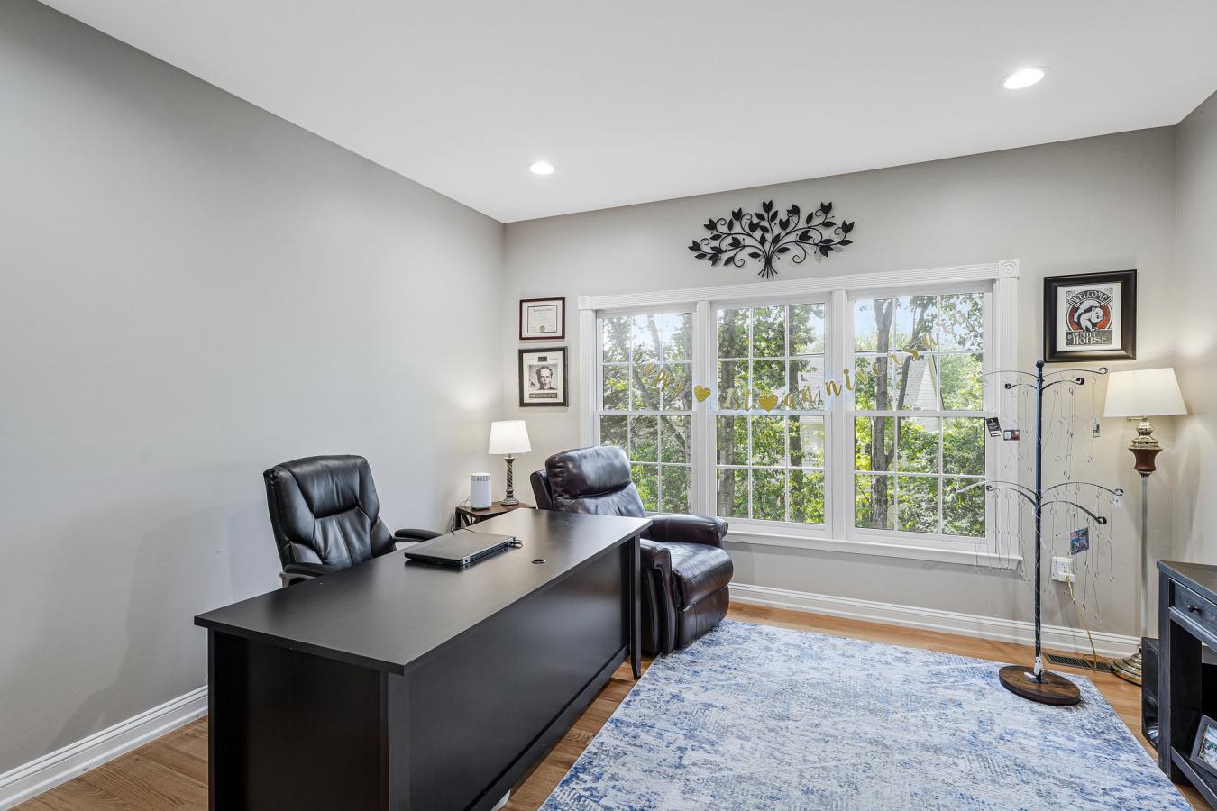 Potomac Lakes, Loudoun, 20165, United States, 4 Bedrooms Bedrooms, ,2 BathroomsBathrooms,Residential,For Sale,1946479