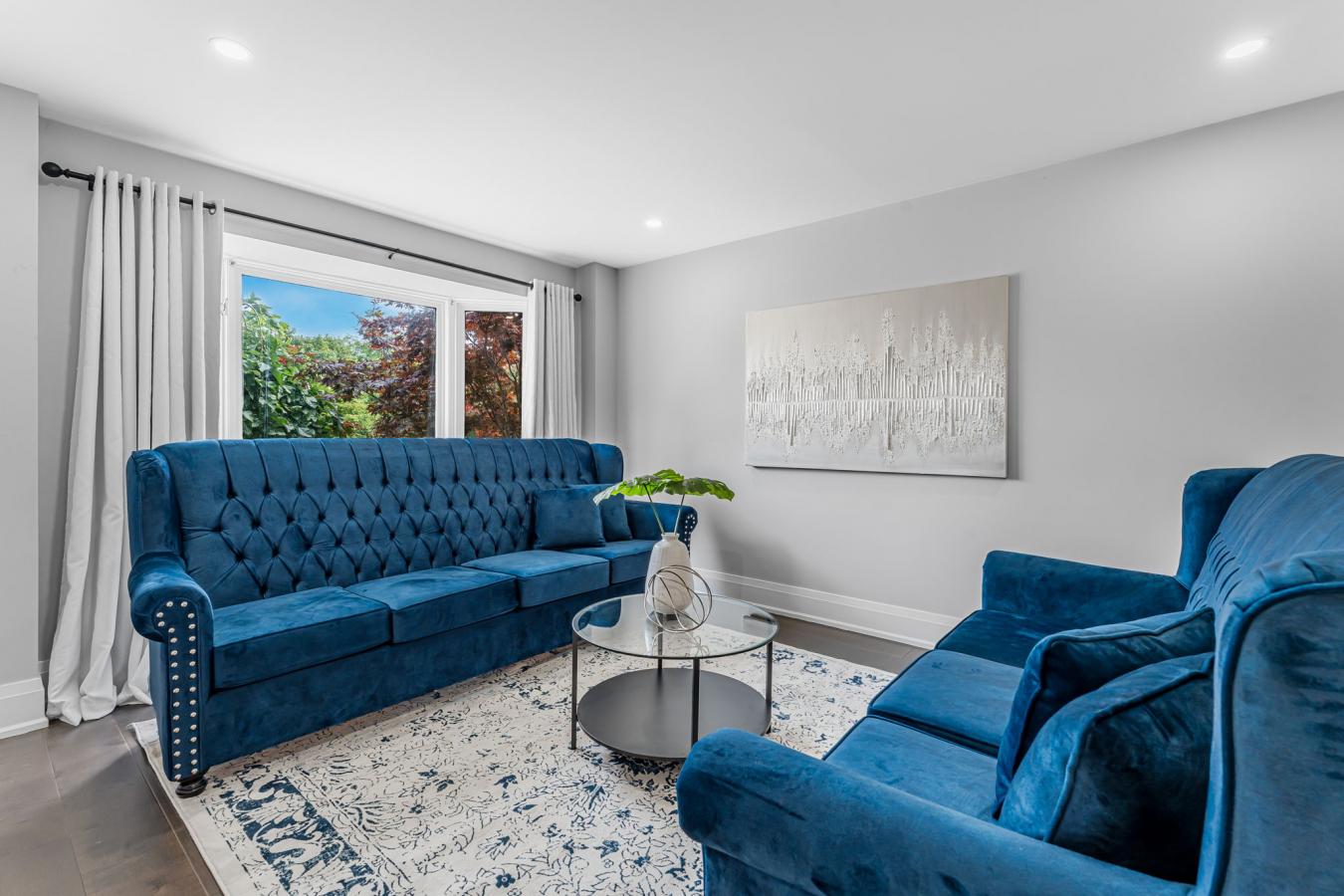 Oakville, ON, L6H 4Y8, Canada, 4 Bedrooms Bedrooms, ,3 BathroomsBathrooms,Residential,For Sale,1946477