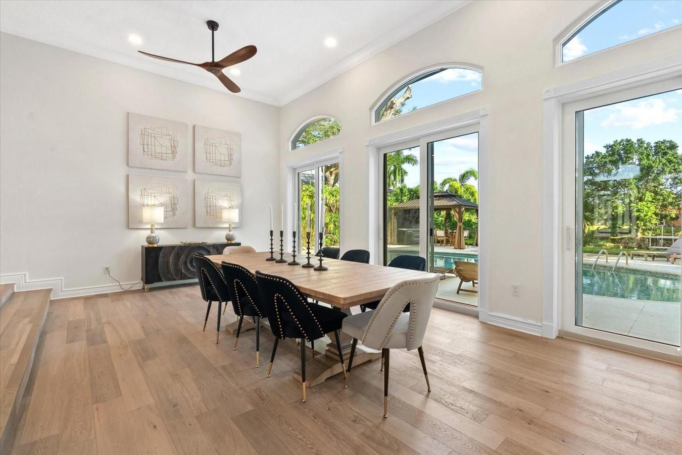 SARASOTA, Sarasota, 34231, United States, 4 Bedrooms Bedrooms, ,3 BathroomsBathrooms,Residential,For Sale,1946832