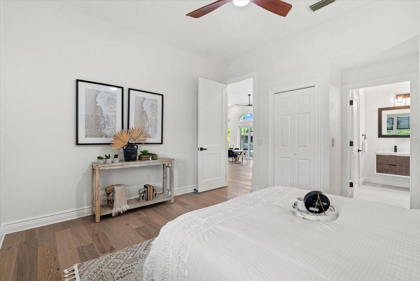 SARASOTA, Sarasota, 34231, United States, 4 Bedrooms Bedrooms, ,3 BathroomsBathrooms,Residential,For Sale,1946832