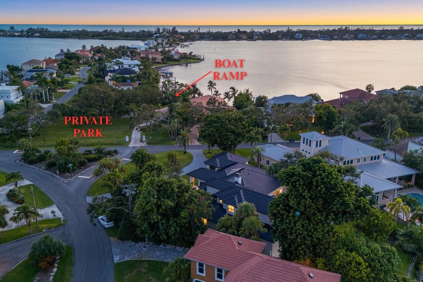 SARASOTA, Sarasota, 34231, United States, 4 Bedrooms Bedrooms, ,3 BathroomsBathrooms,Residential,For Sale,1946832