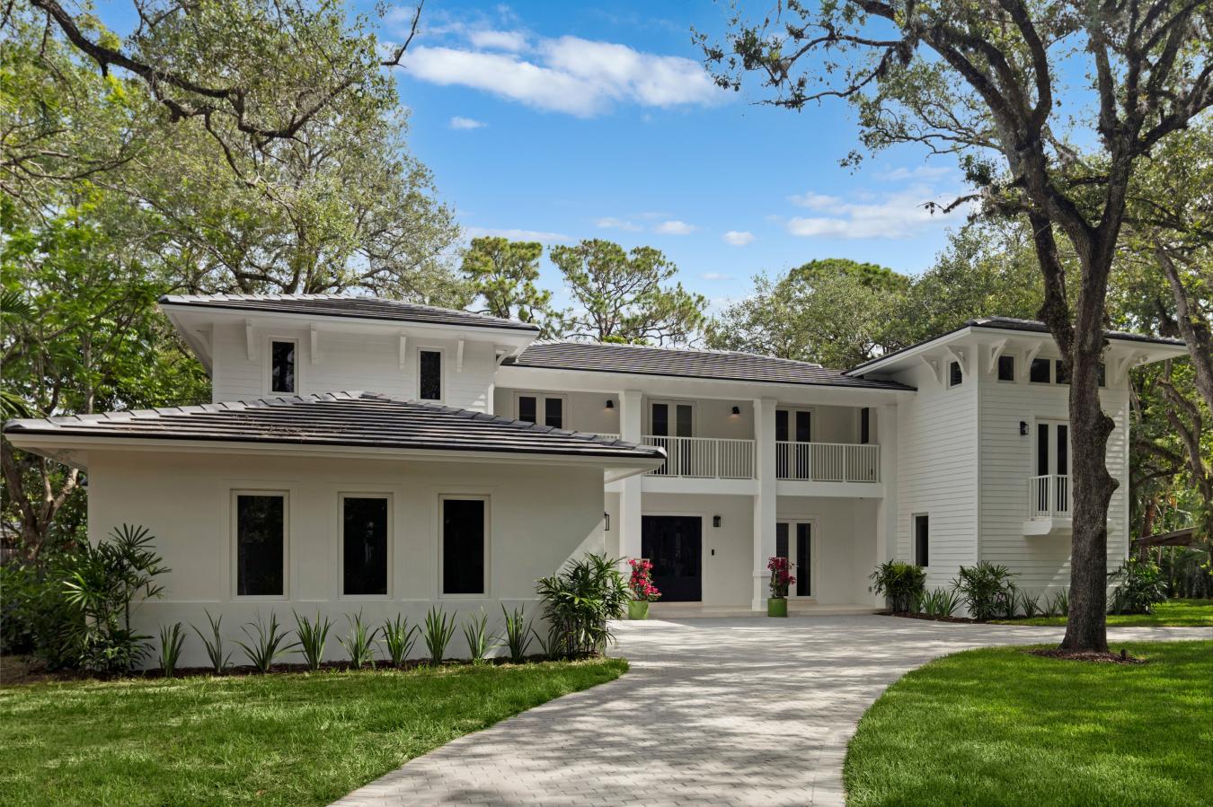 South Miami, Florida, 33143, United States, 5 Bedrooms Bedrooms, ,4 BathroomsBathrooms,Residential,For Sale,1946475