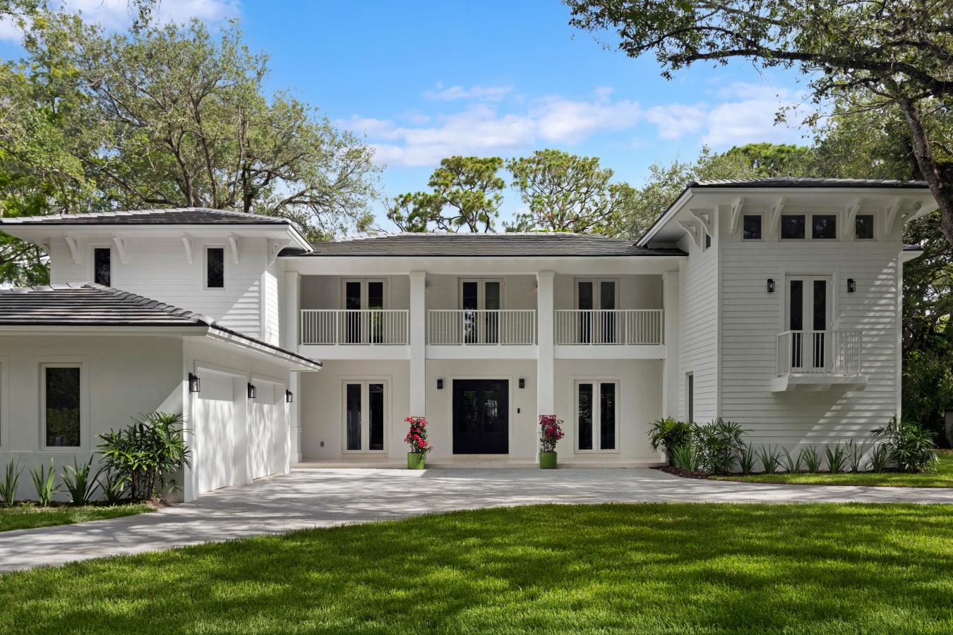 South Miami, Florida, 33143, United States, 5 Bedrooms Bedrooms, ,4 BathroomsBathrooms,Residential,For Sale,1946475