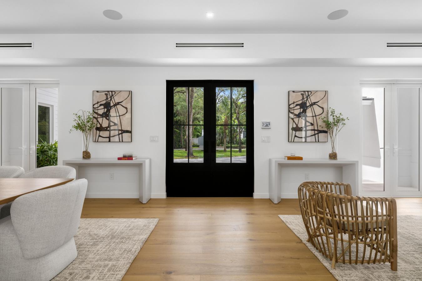 South Miami, Florida, 33143, United States, 5 Bedrooms Bedrooms, ,4 BathroomsBathrooms,Residential,For Sale,1946475